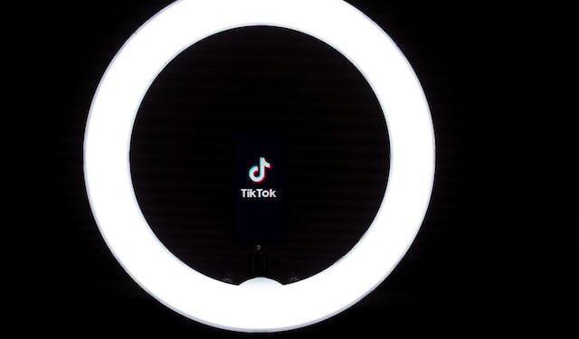 Live ‘TikTok Trivia’ Game Will Debut With $500K In Prizes