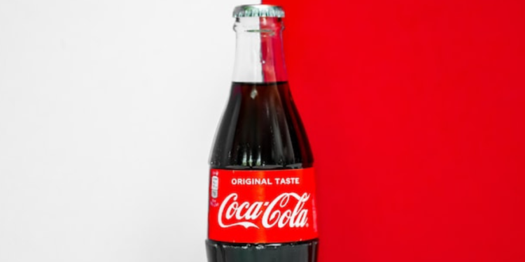 “Masterpiece” By Coke Brings Famous Art To Life