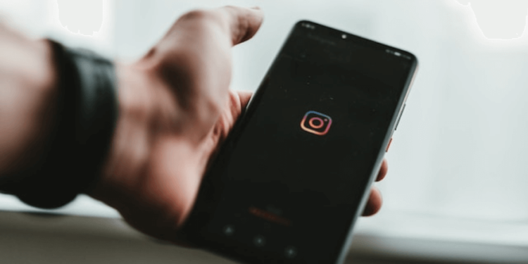 Instagram’s Marketing API Now Supports Search Ads