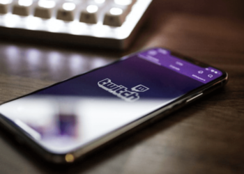 League of Legends Developer Collaborates with Coke