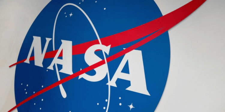 Elon’s X Triumphs With Record Surge in Monthly Active Users, Defying Rising Rival Threads