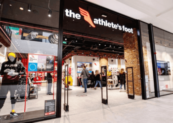 Gap Merges Past With Present In New Fall Collection